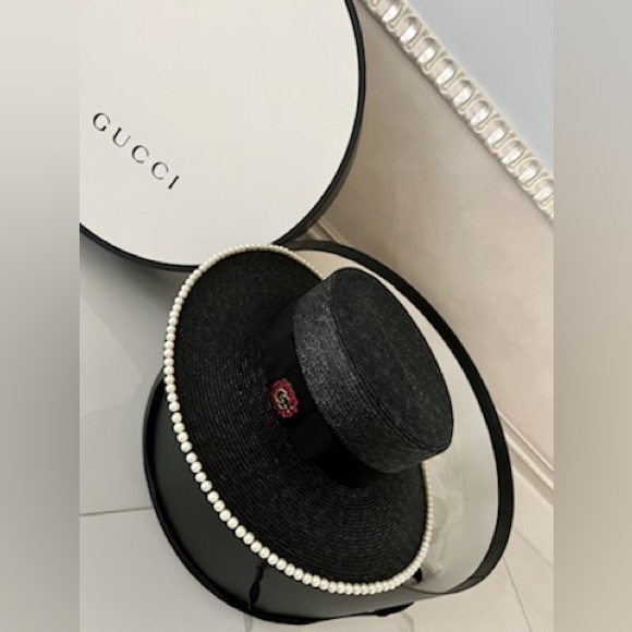 LIMITED EDITION GUCCI HAT - Picture 5 of 7